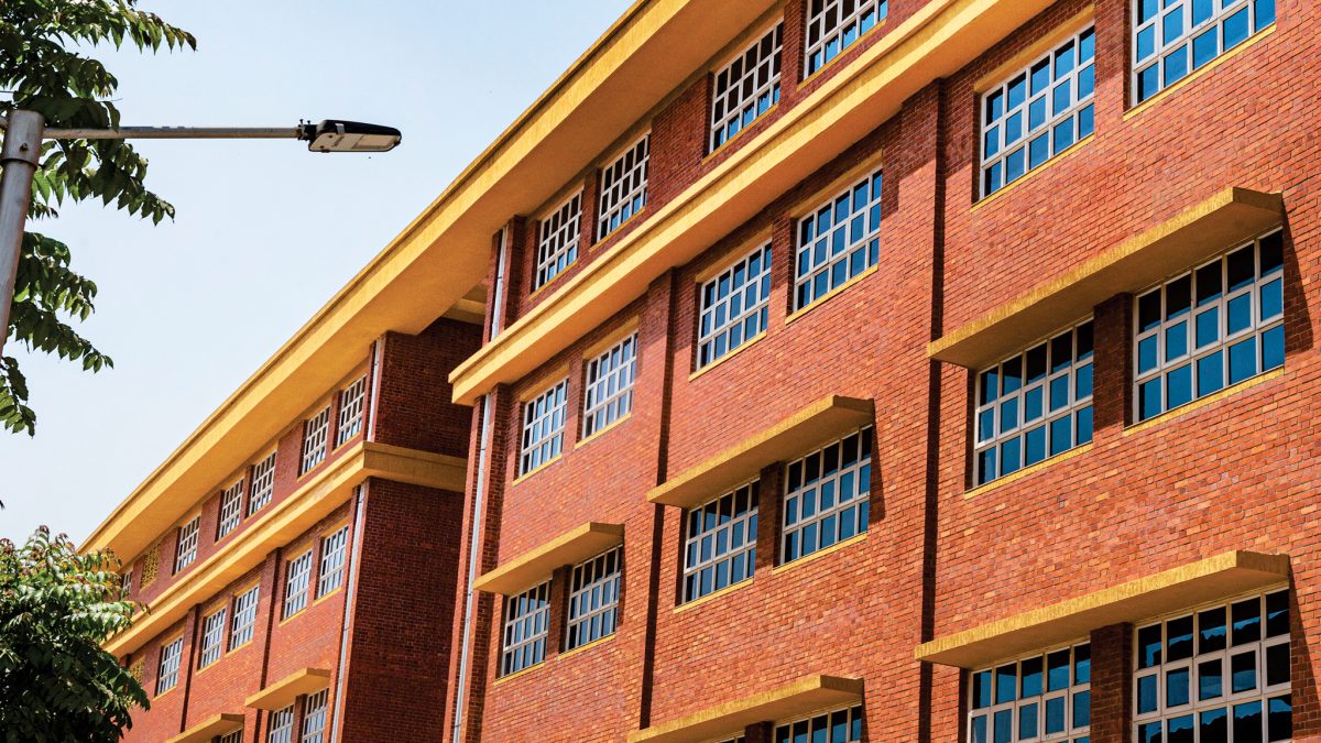 Pure Clay Terracotta Brick Wall Manufacturers in India